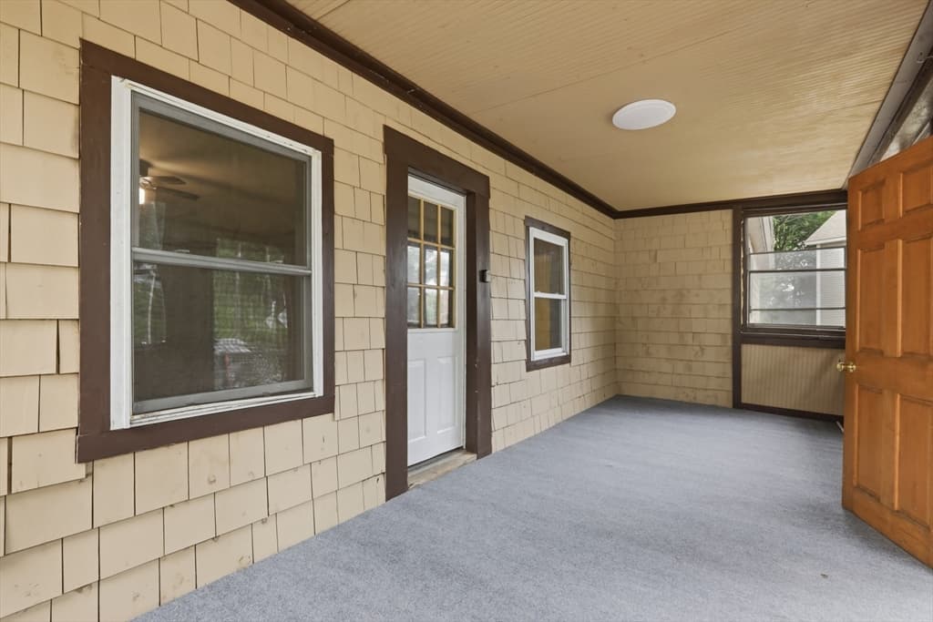 91 Walnut, Fitchburg MA 01420 photo 5