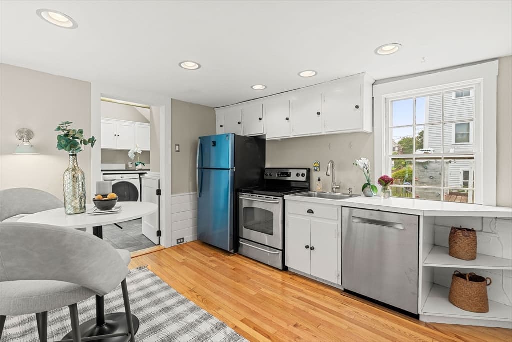 Single Family Residence at 14 Linden Street, Marblehead MA 01945, Marblehead, photo 16 of 38