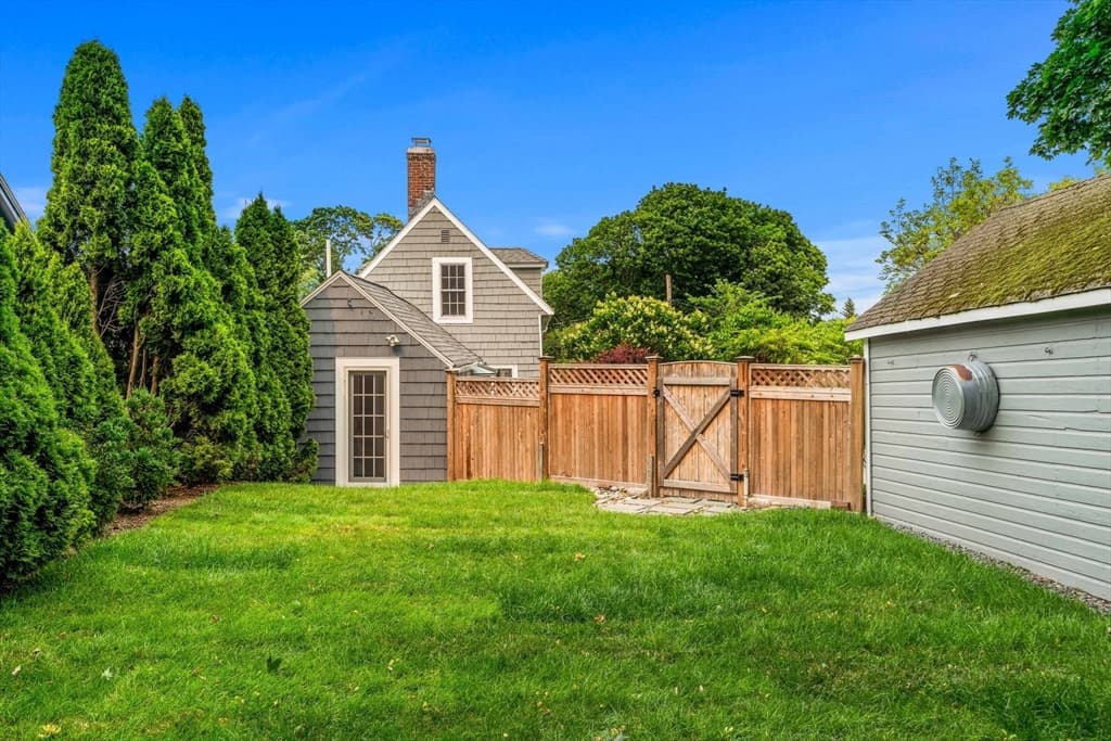Single Family Residence at 14 Linden Street, Marblehead MA 01945, Marblehead, photo 33 of 38