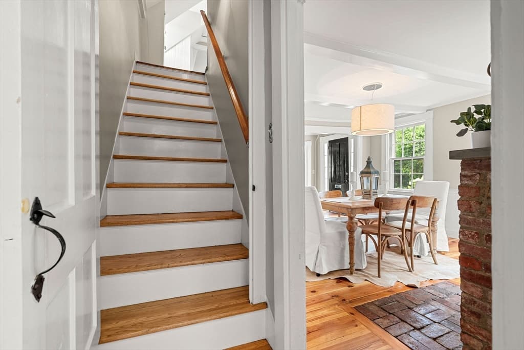 Single Family Residence at 14 Linden Street, Marblehead MA 01945, Marblehead, photo 14 of 38