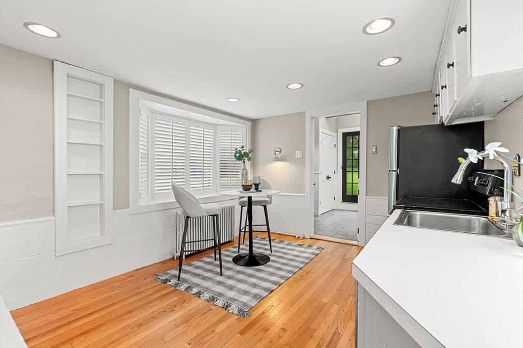 Single Family Residence at 14 Linden Street, Marblehead MA 01945, Marblehead, photo 15 of 38
