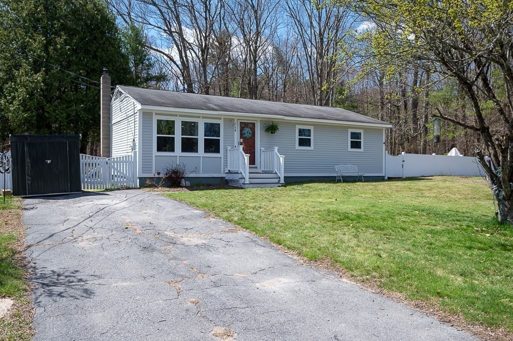 18 Fairview Ave., Ashburnham MA 01430 photo 2