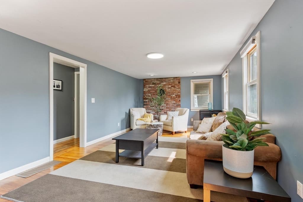 2 Nashoba Trl, Littleton MA 01460 photo 4