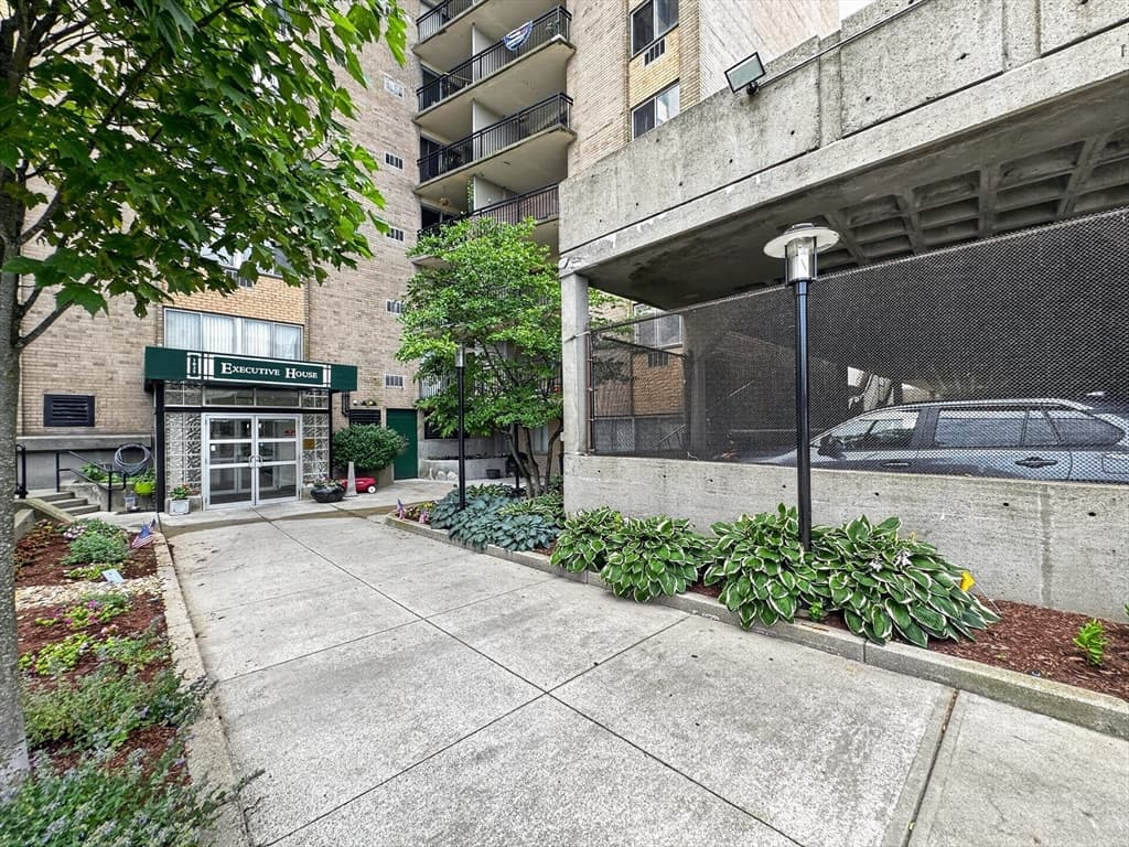 1025 Hancock St # 8C, Quincy MA 02169 photo 20