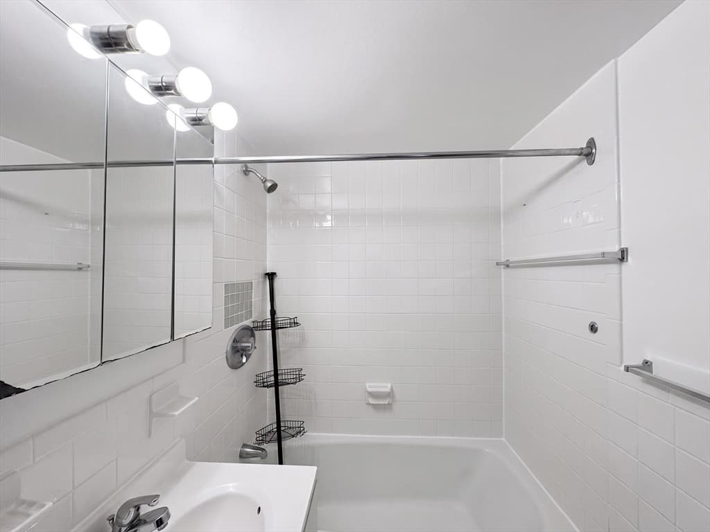 1025 Hancock St # 8C, Quincy MA 02169 photo 15