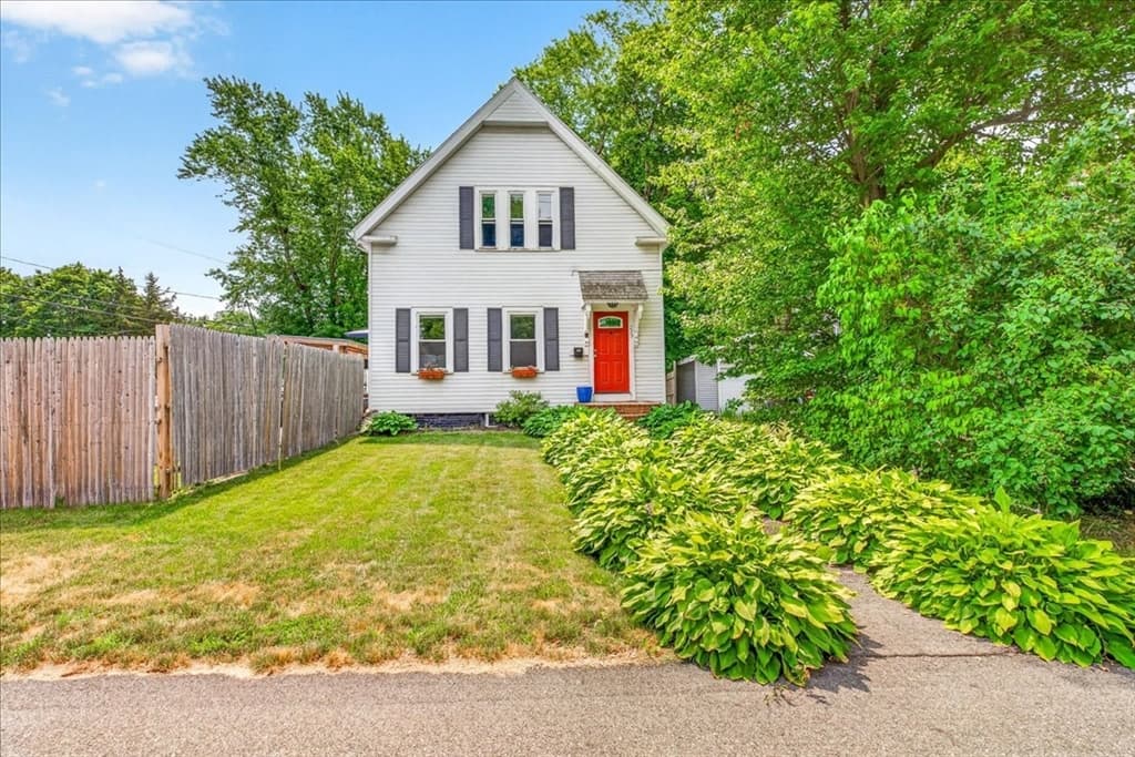 225 E Water St, Rockland MA 02370