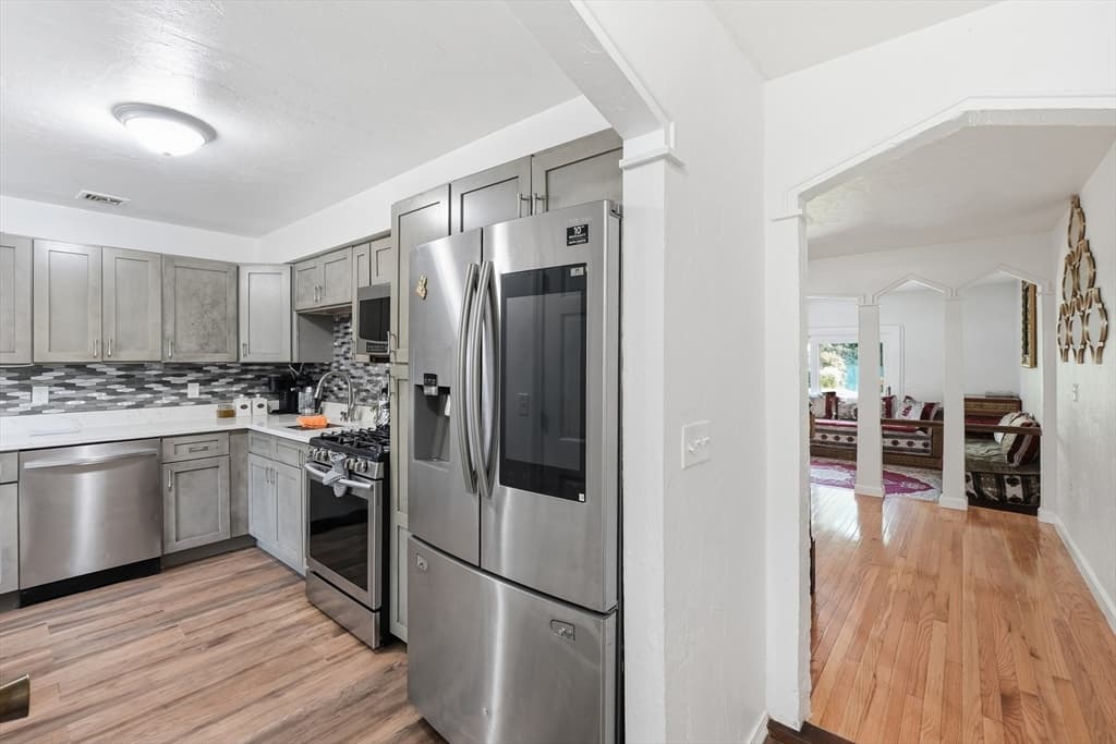 23 Cobblestone Ln # 23, Worcester MA 01606 photo 2