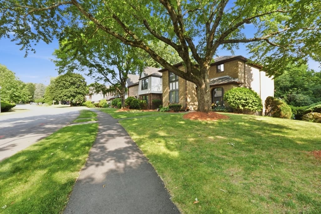 23 Cobblestone Ln # 23, Worcester MA 01606 photo 18