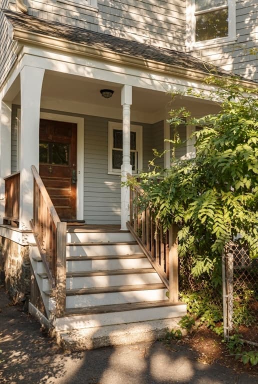4 Hurlbut Street, Cambridge MA 02138 photo 2