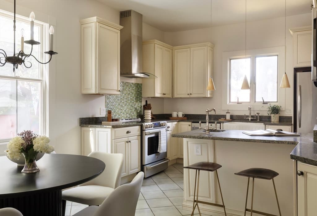 4 Hurlbut Street, Cambridge MA 02138 photo 11