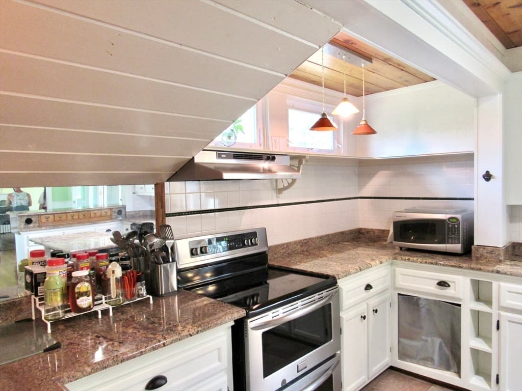 Single Family Residence at 5 Washington St, Monson MA 01057, Monson, photo 10 of 41