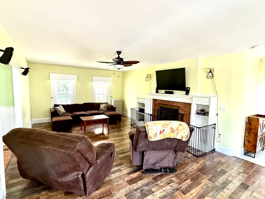 Single Family Residence at 5 Washington St, Monson MA 01057, Monson, photo 14 of 41