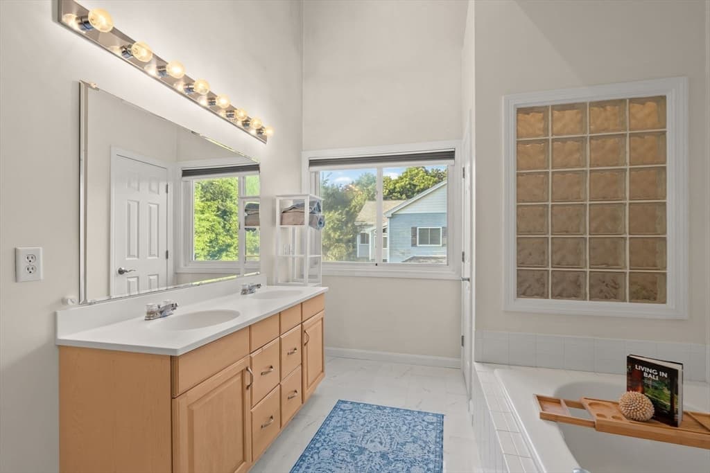 703 Old Bridge Ln # 703, Bellingham MA 02019 photo 27