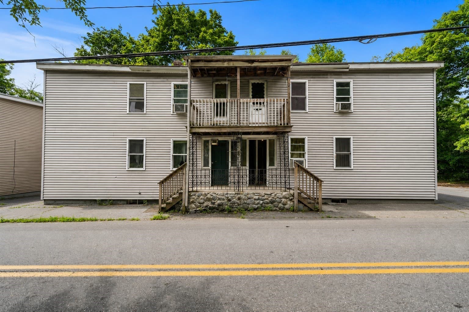 4 Family at 40-48 Primrose Hill Rd, Dracut MA 01826, photo 2 of 19