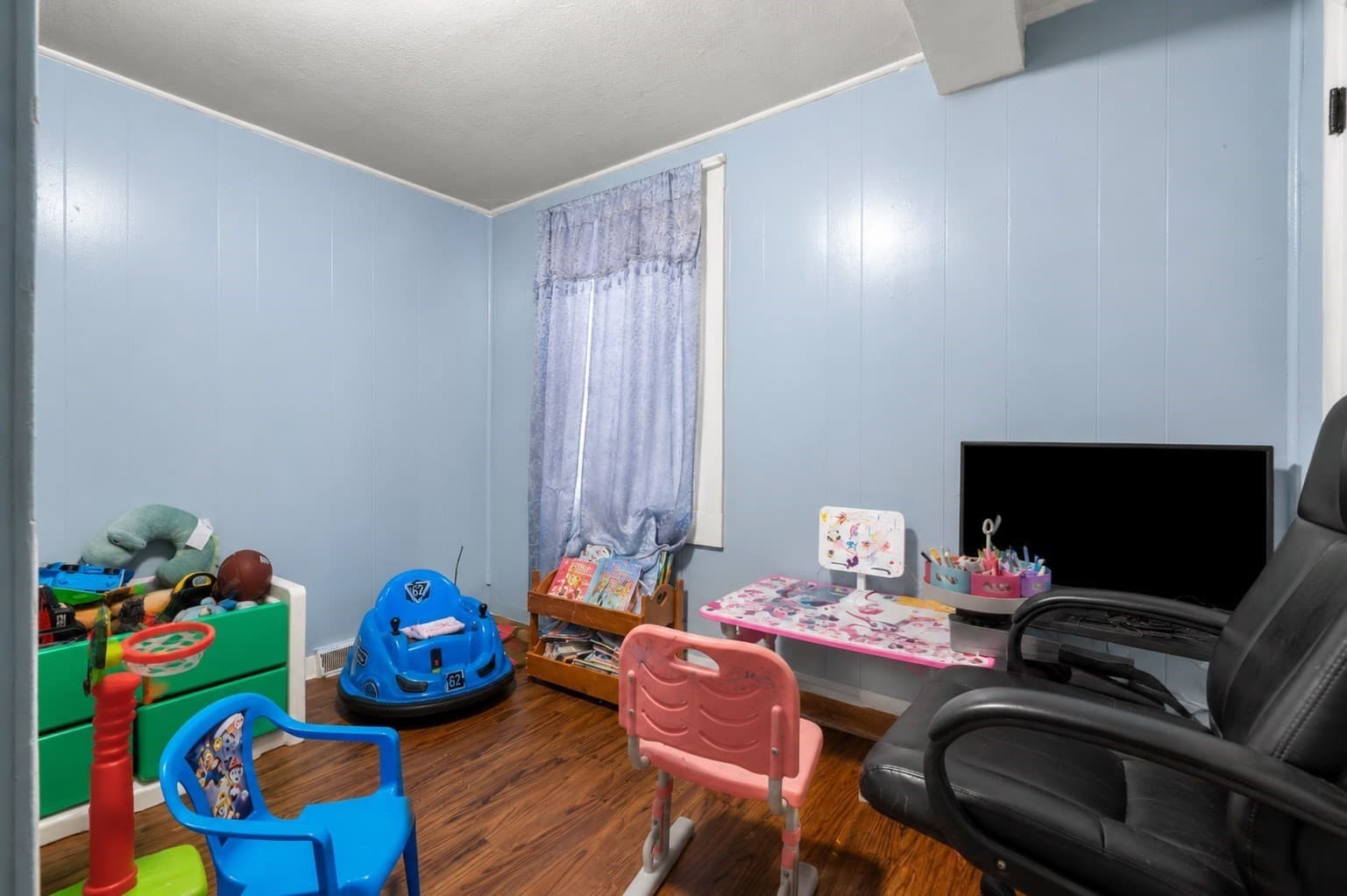 4 Family at 40-48 Primrose Hill Rd, Dracut MA 01826, photo 14 of 19
