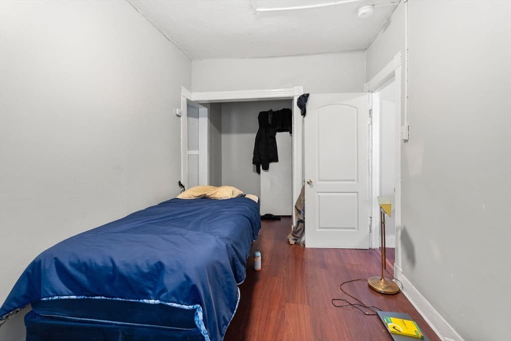 316 Rogers St, Lowell MA 01852 photo 9