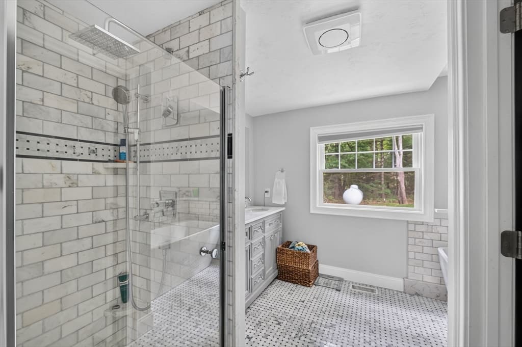6 Ida Way, Freetown MA 02702 photo 4