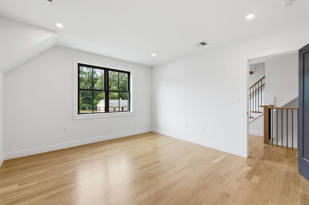 4 Eastern Ave, Burlington MA 01803 photo 23