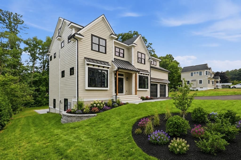 4 Eastern Ave, Burlington MA 01803