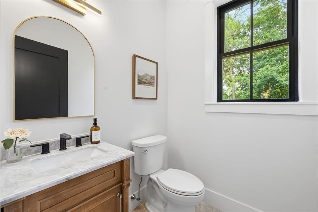 4 Eastern Ave, Burlington MA 01803 photo 35