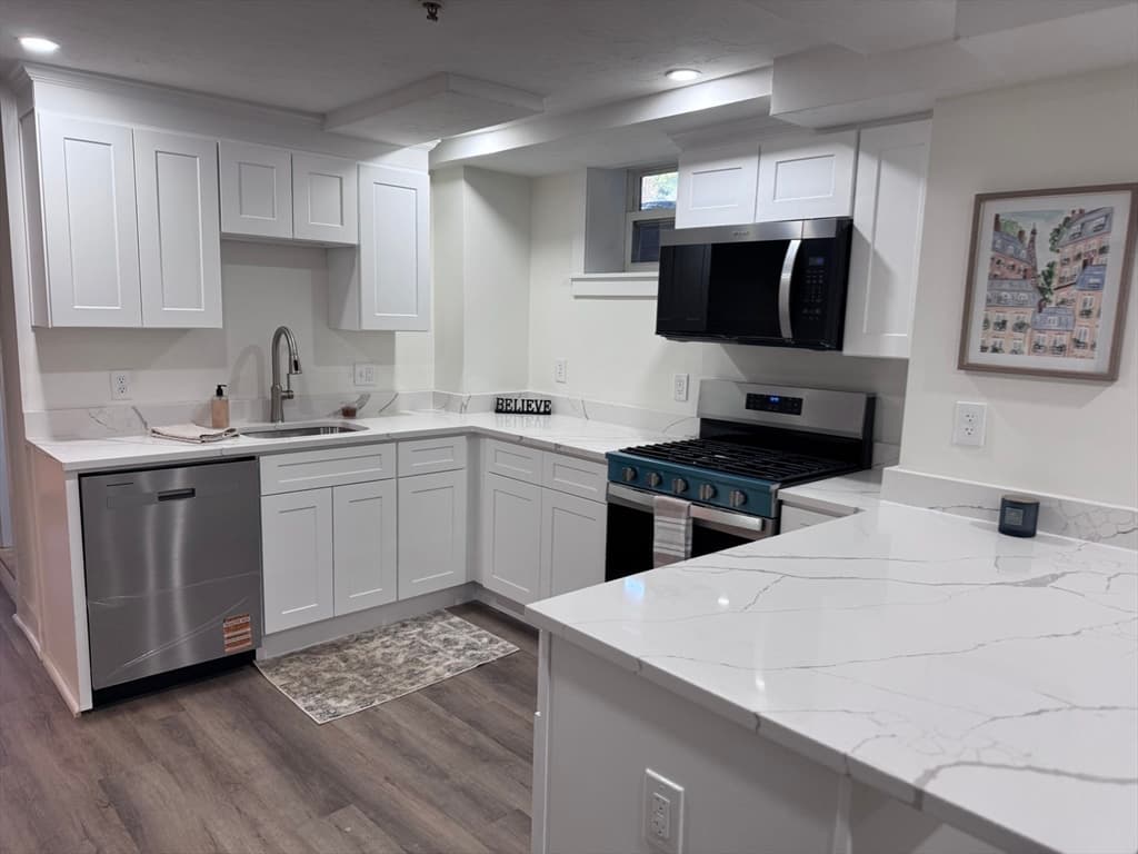 40 Highland Ave # 8, Somerville MA 02143 photo 2