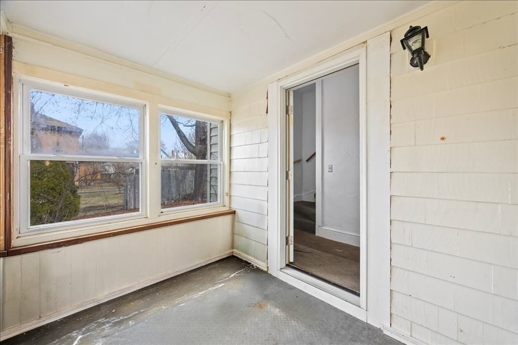 56 Parker St, Attleboro MA 02703 photo 2