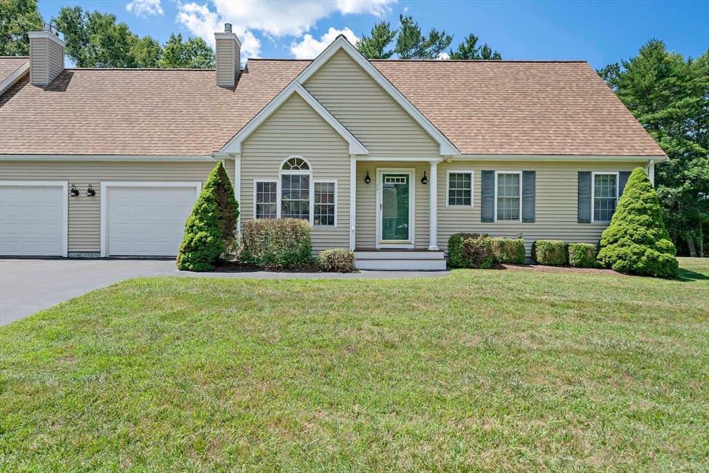 70 Papermill Rd # 70, Wareham MA 02576