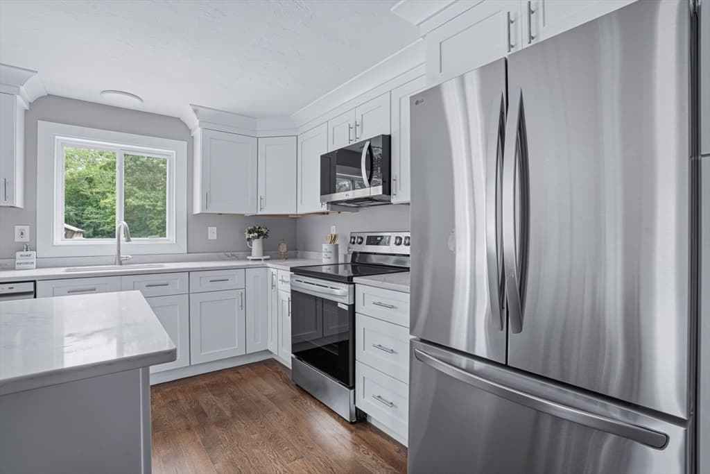 2625 Lewis St, Dighton MA 02715 photo 5