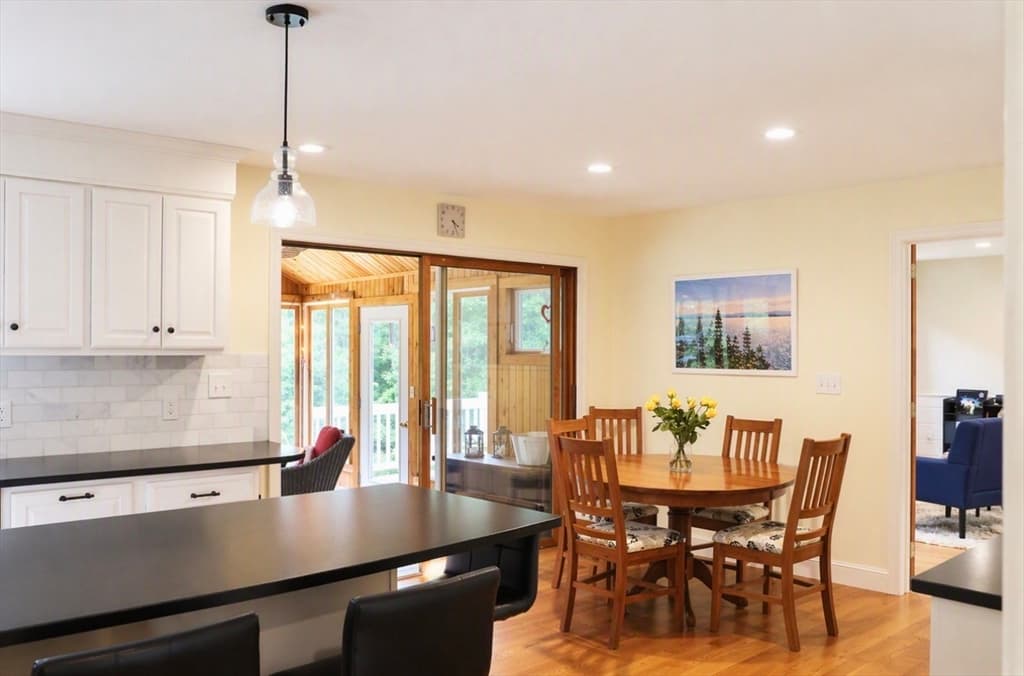 39 Spring Hill Rd, North Andover MA 01845 photo 4