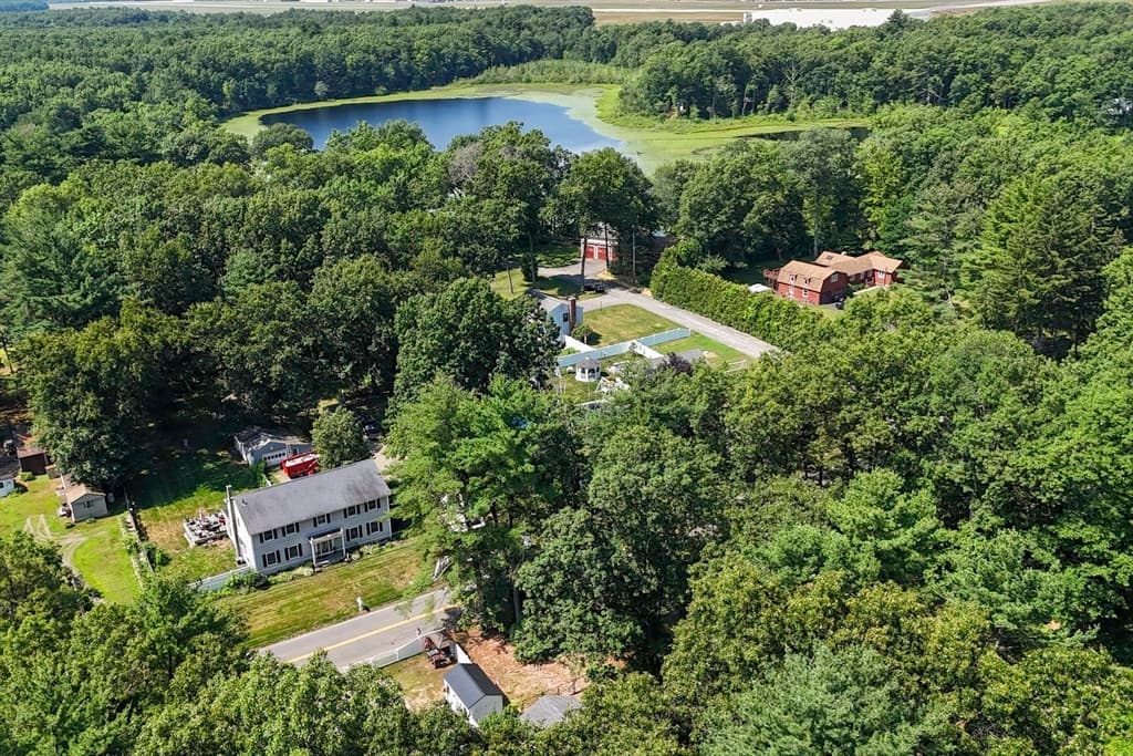 Single Family Residence at 284 Buck Pond Rd, Westfield MA 01085, photo 36 of 36