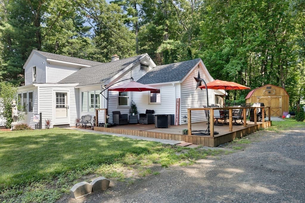 Single Family Residence at 284 Buck Pond Rd, Westfield MA 01085, photo 30 of 36