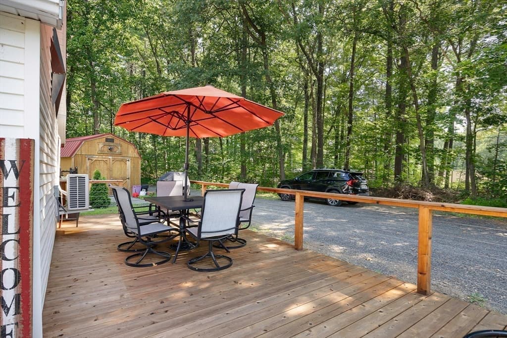 Single Family Residence at 284 Buck Pond Rd, Westfield MA 01085, photo 29 of 36