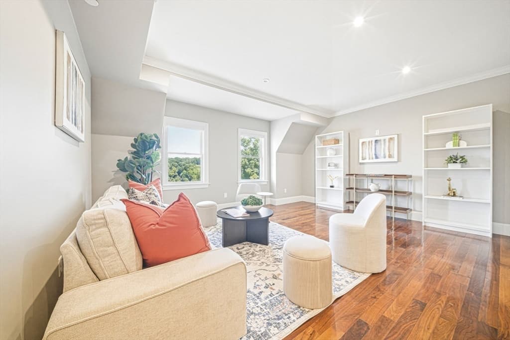 324 Tappan PH, Brookline MA 02445 photo 18