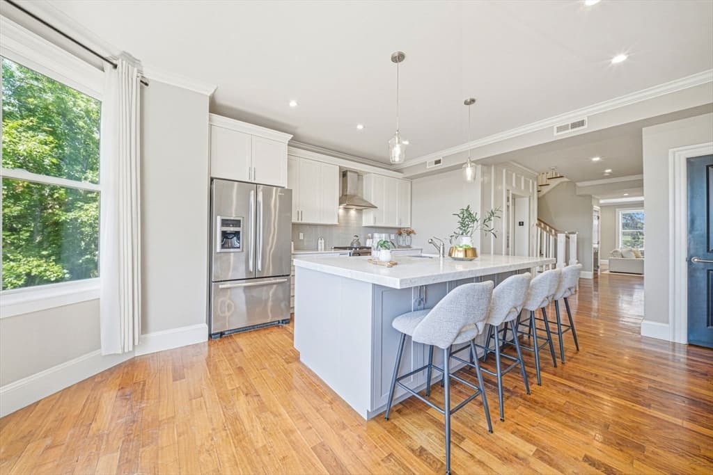 324 Tappan PH, Brookline MA 02445 photo 4