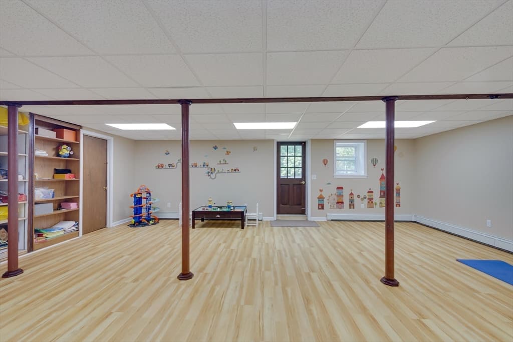 369 Dedham Ave, Needham MA 02492 photo 19
