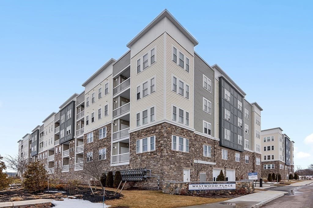 Condominium at 120 University Ave # 2308, Westwood MA 02090, Westwood, photo 11 of 15