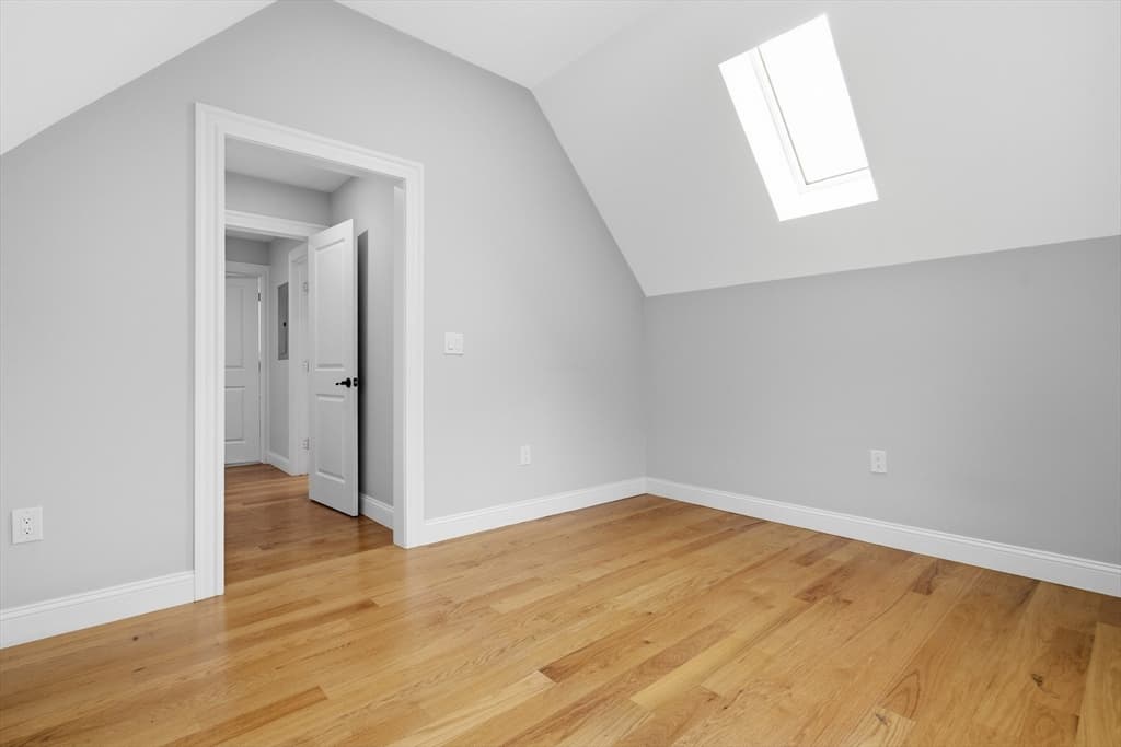 28 Beecher Pl # B, Newton MA 02459 photo 12