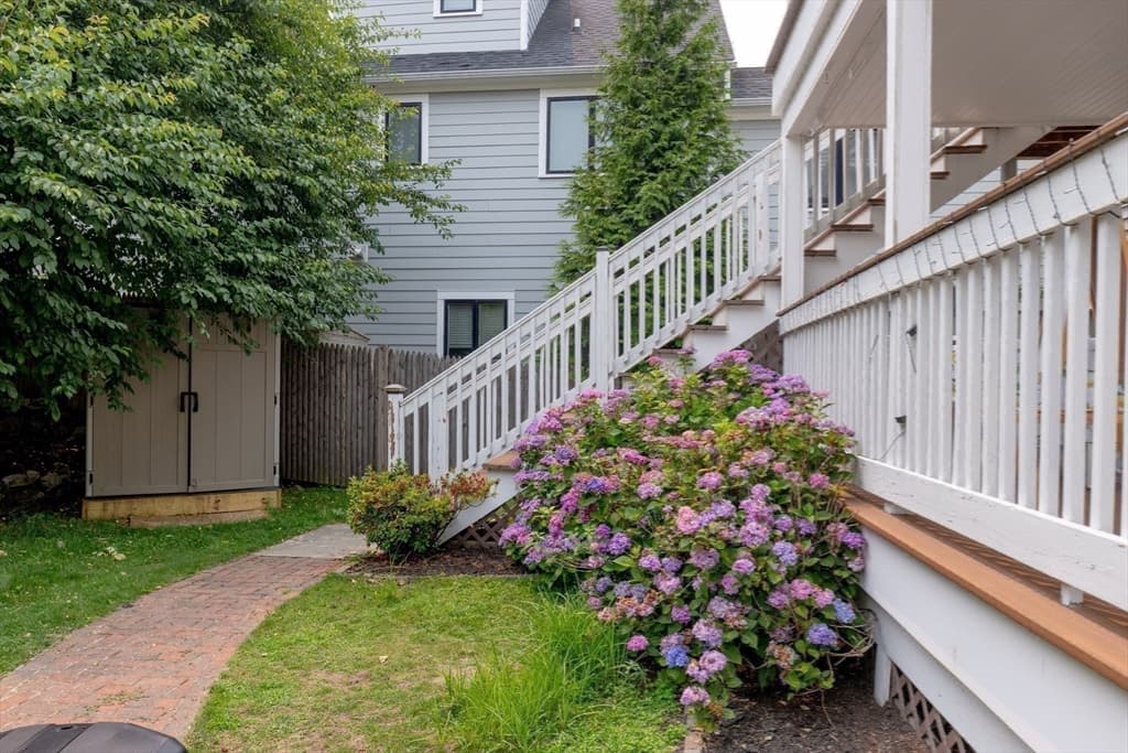 28 Beecher Pl # B, Newton MA 02459 photo 30