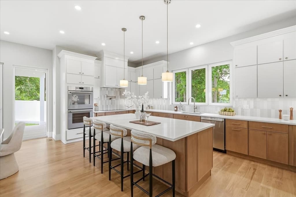 262 River St, Newton MA 02465 photo 6