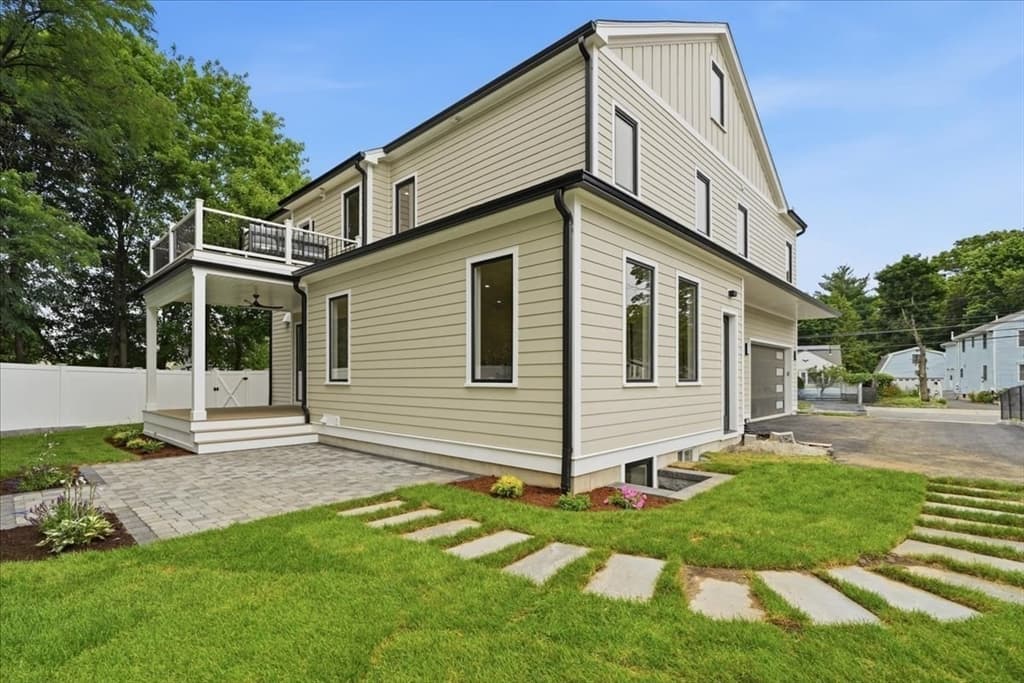 262 River St, Newton MA 02465 photo 31
