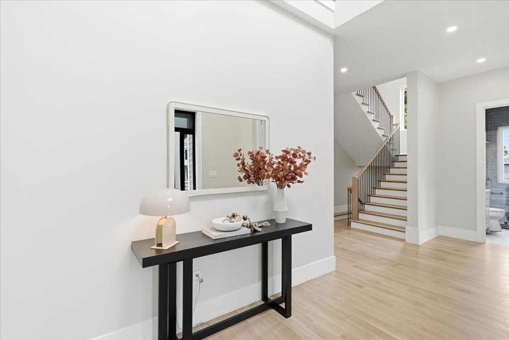 262 River St, Newton MA 02465 photo 8