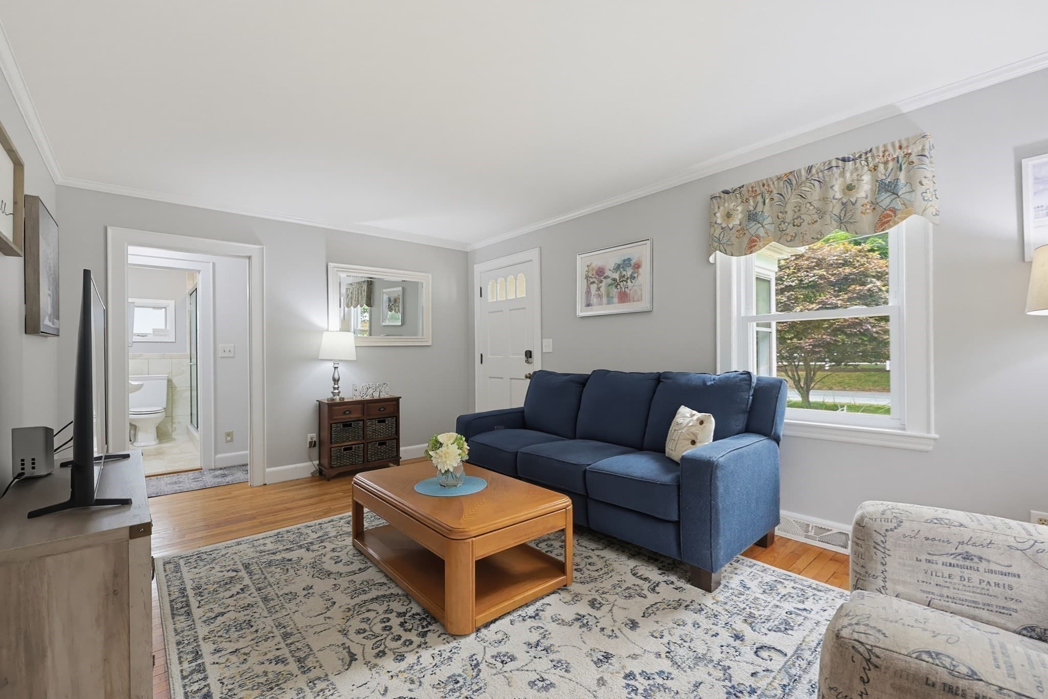 Single Family Residence at 24 Oak St, Medfield MA 02052, Medfield, photo 5 of 31