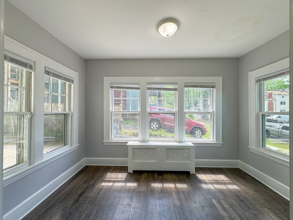 185 Leyfred Ter, Springfield MA 01108 photo 26