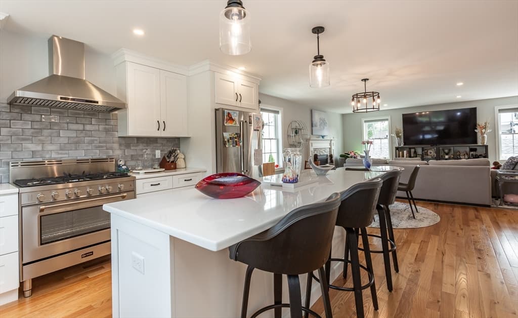 60 Garside St # 6, Fall River MA 02720 photo 4
