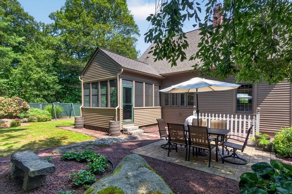 Single Family Residence at 187 Blackstone Street, Mendon MA 01756, Mendon, photo 4 of 37