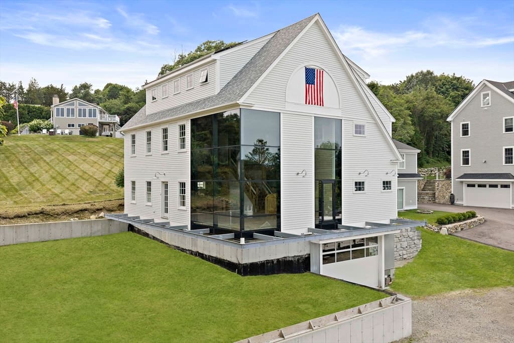 4 Holly Rd, Marshfield MA 02050 photo 2