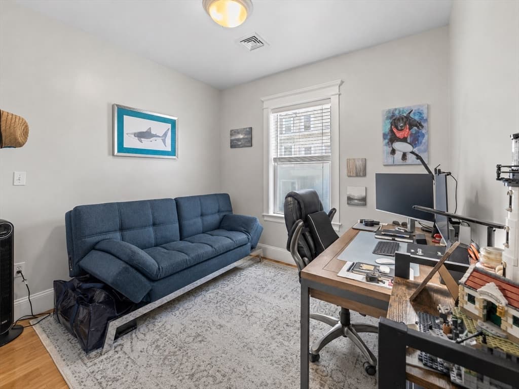 Condominium at 101 Old Harbor St # 3, Boston MA 02127, Boston, photo 12 of 17