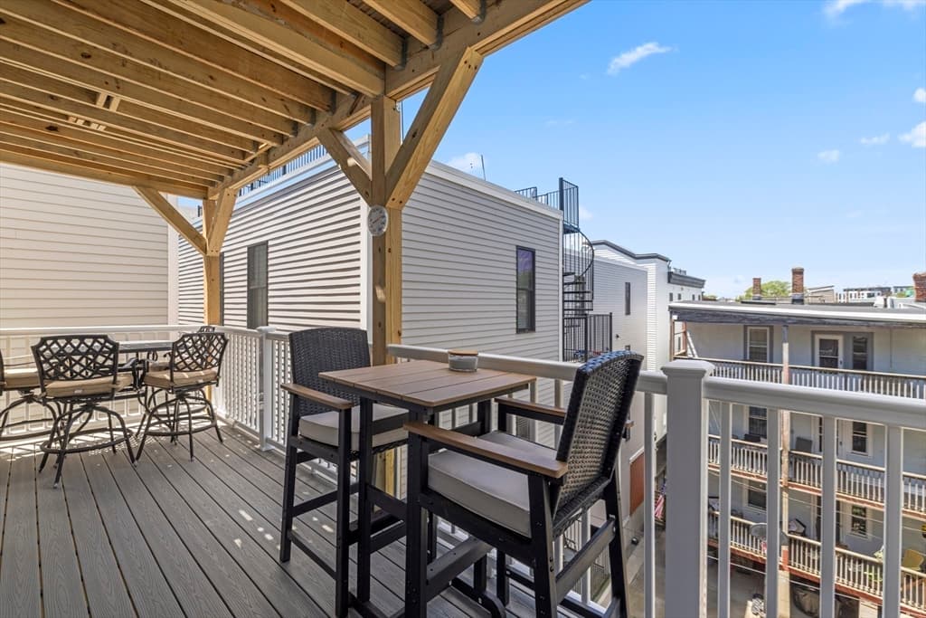 Condominium at 101 Old Harbor St # 3, Boston MA 02127, Boston, photo 14 of 17