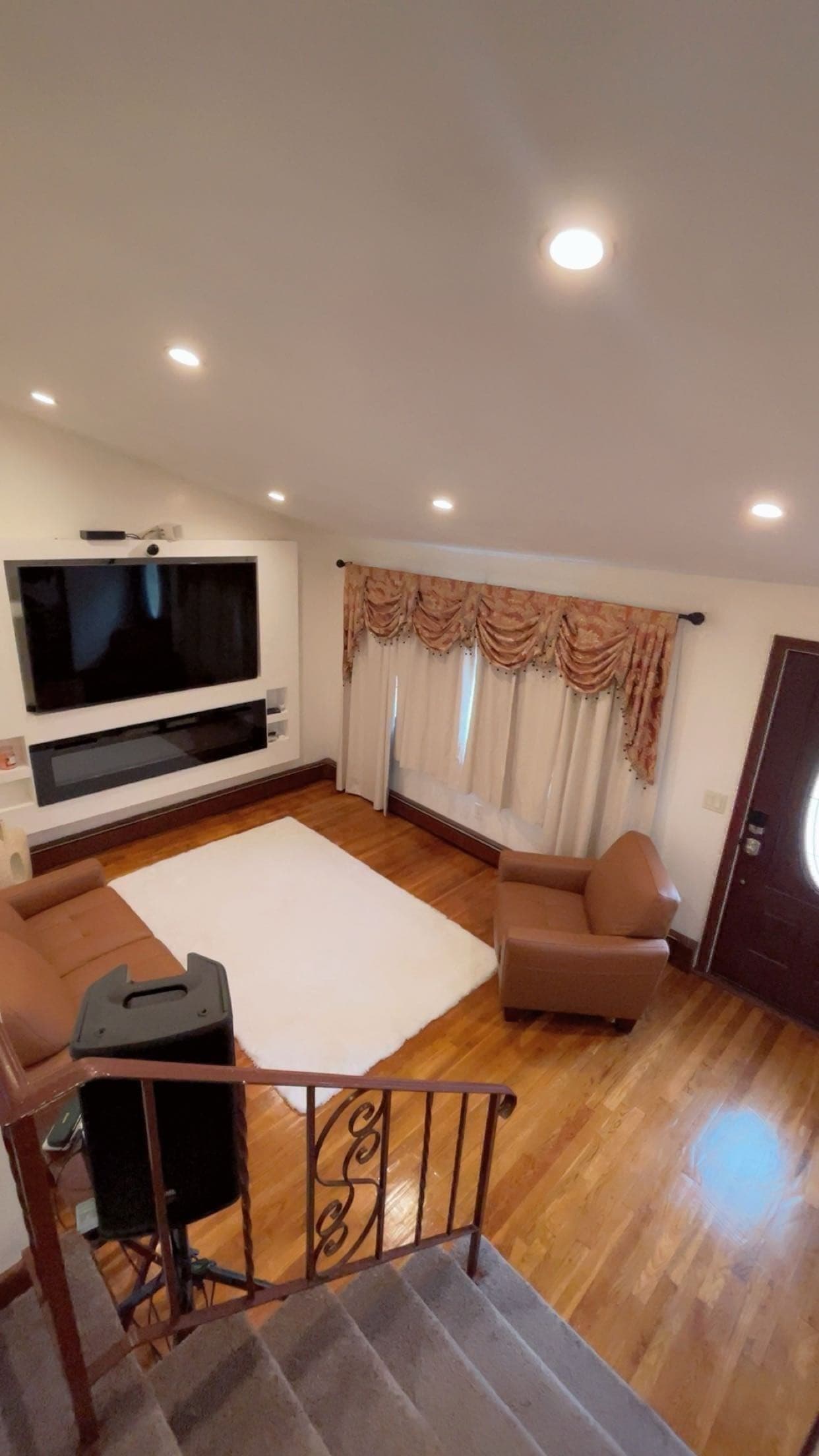 Single Family Residence at 4 Baltic Ave, Brockton MA 02302, photo 20 of 42