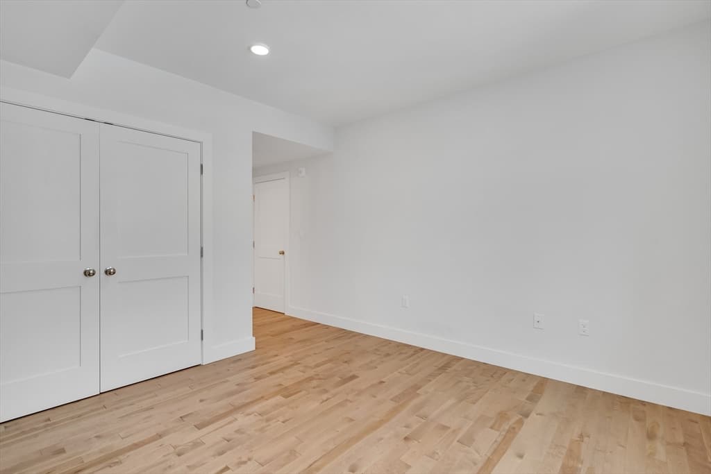 Condominium at 50 Hichborn St # 308, Boston MA 02135, Boston, photo 13 of 31